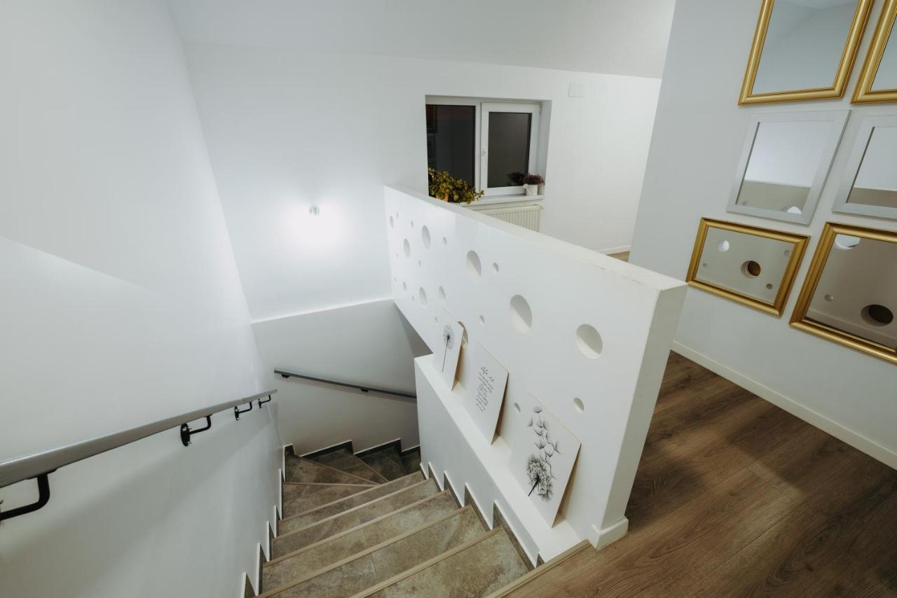 Pensiunea Karla Turda Buitenkant foto